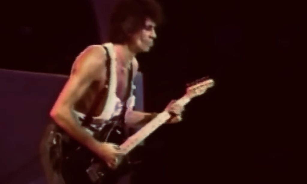 Keith Richards e a guitarrada no invasor do palco 1 1890f345 722e 42eb a6e8 98e43a4d83ab